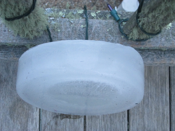 The colder the night, the thicker the disk