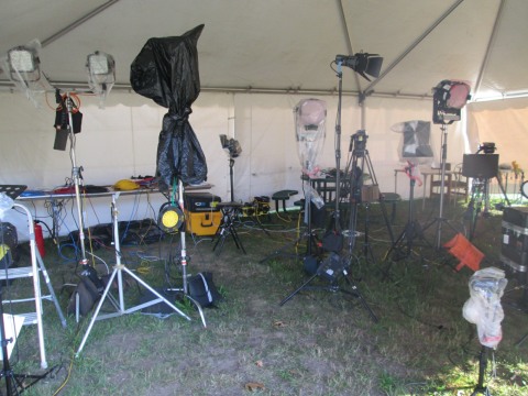 20160809 white tent 1